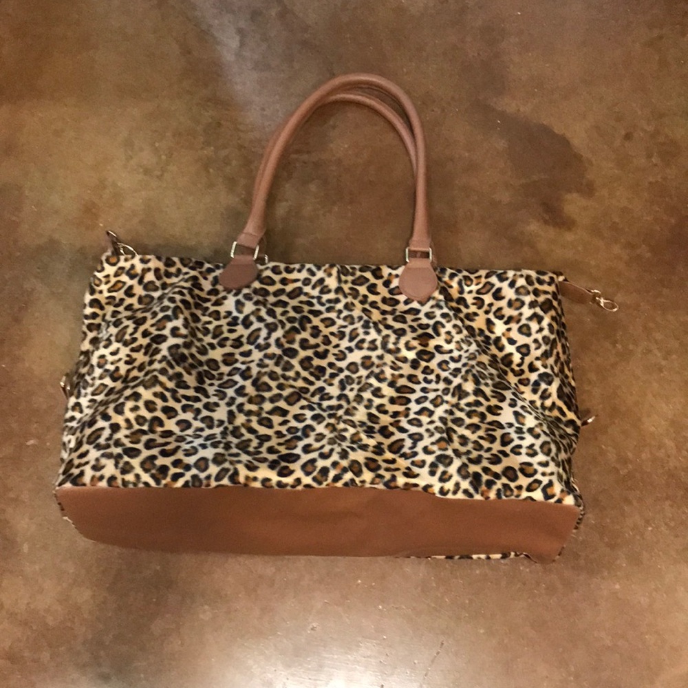 Leopard weekender bag